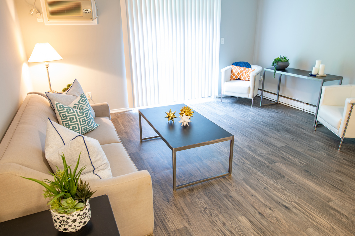 Apartments in Windsor Rivers Bend Apartments Home